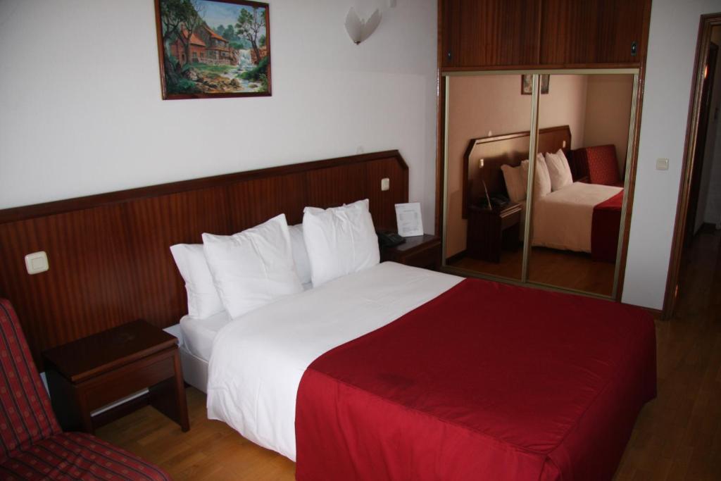 Hotel Turismo Miranda Miranda do Douro Kültér fotó